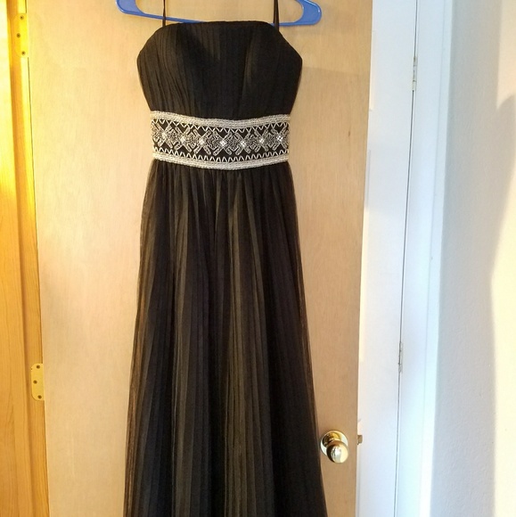 🌸 Black Jovani Prom/ Pageant Dress - Picture 5 of 5